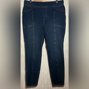 Duluth Trading Co Women's Skinny Leg Jeans in Deep Blue pull on